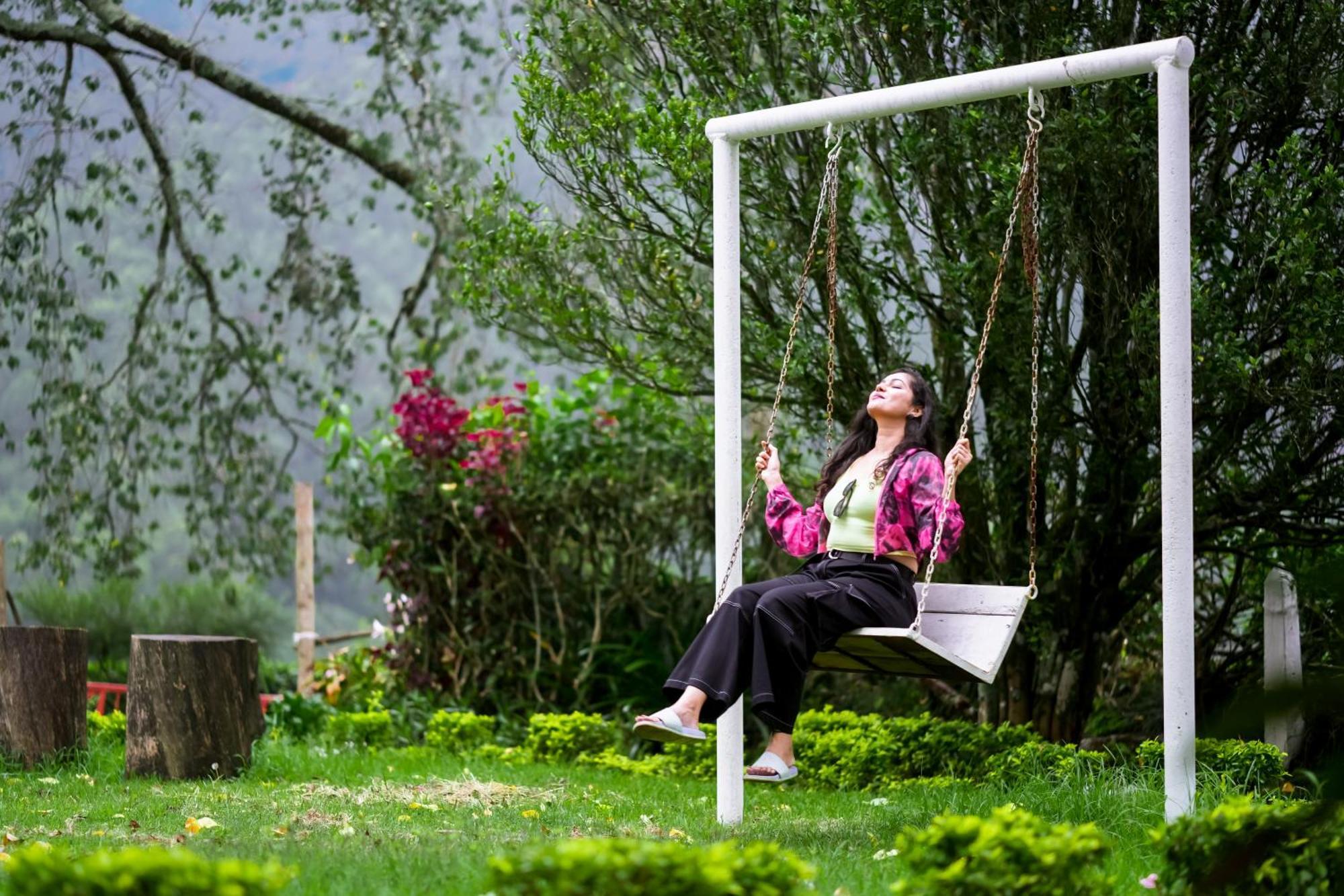 Arivikad Tea Bungalow Munnar By Voye Homes Suryanelli Esterno foto
