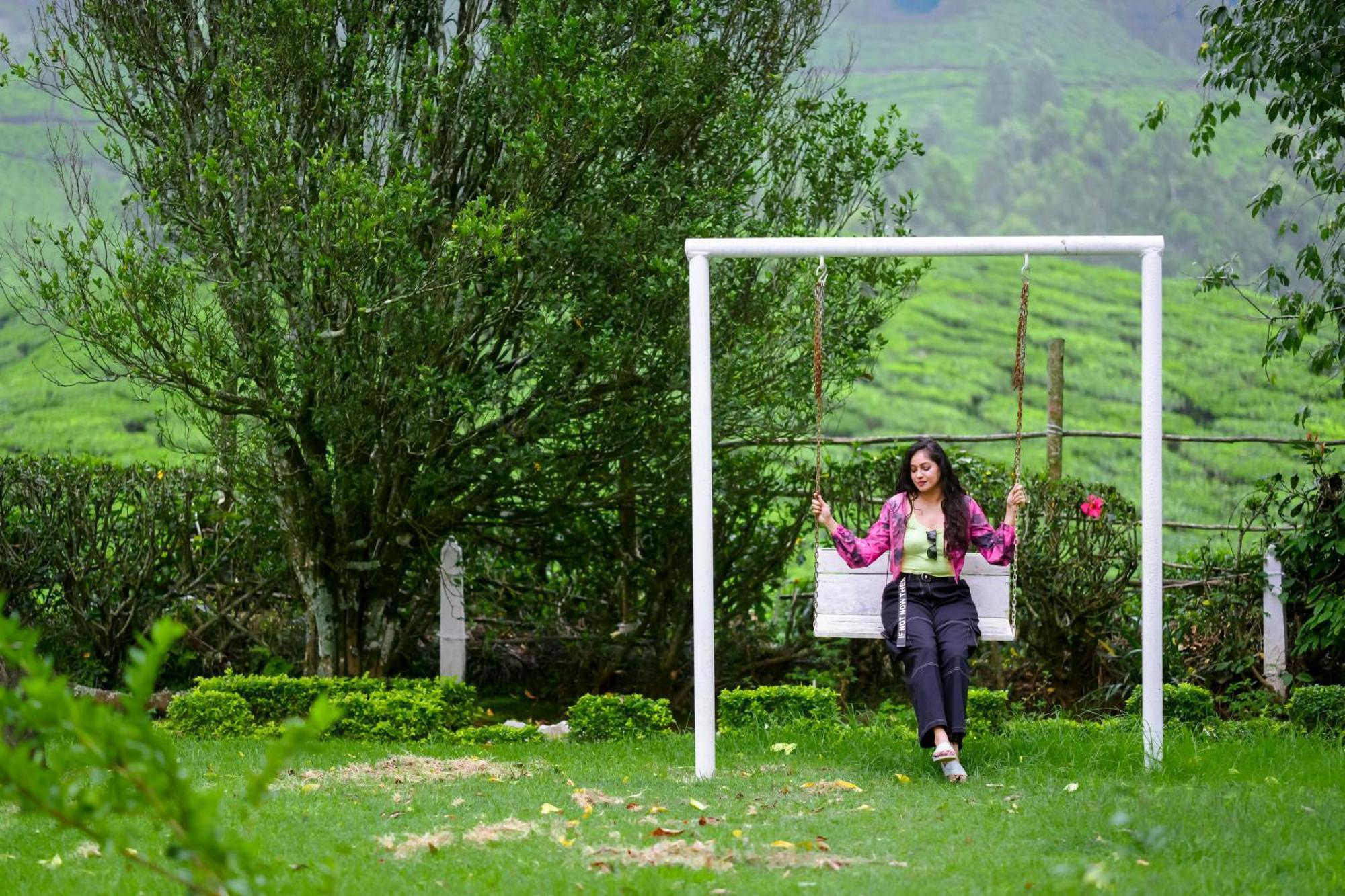 Arivikad Tea Bungalow Munnar By Voye Homes Suryanelli Esterno foto