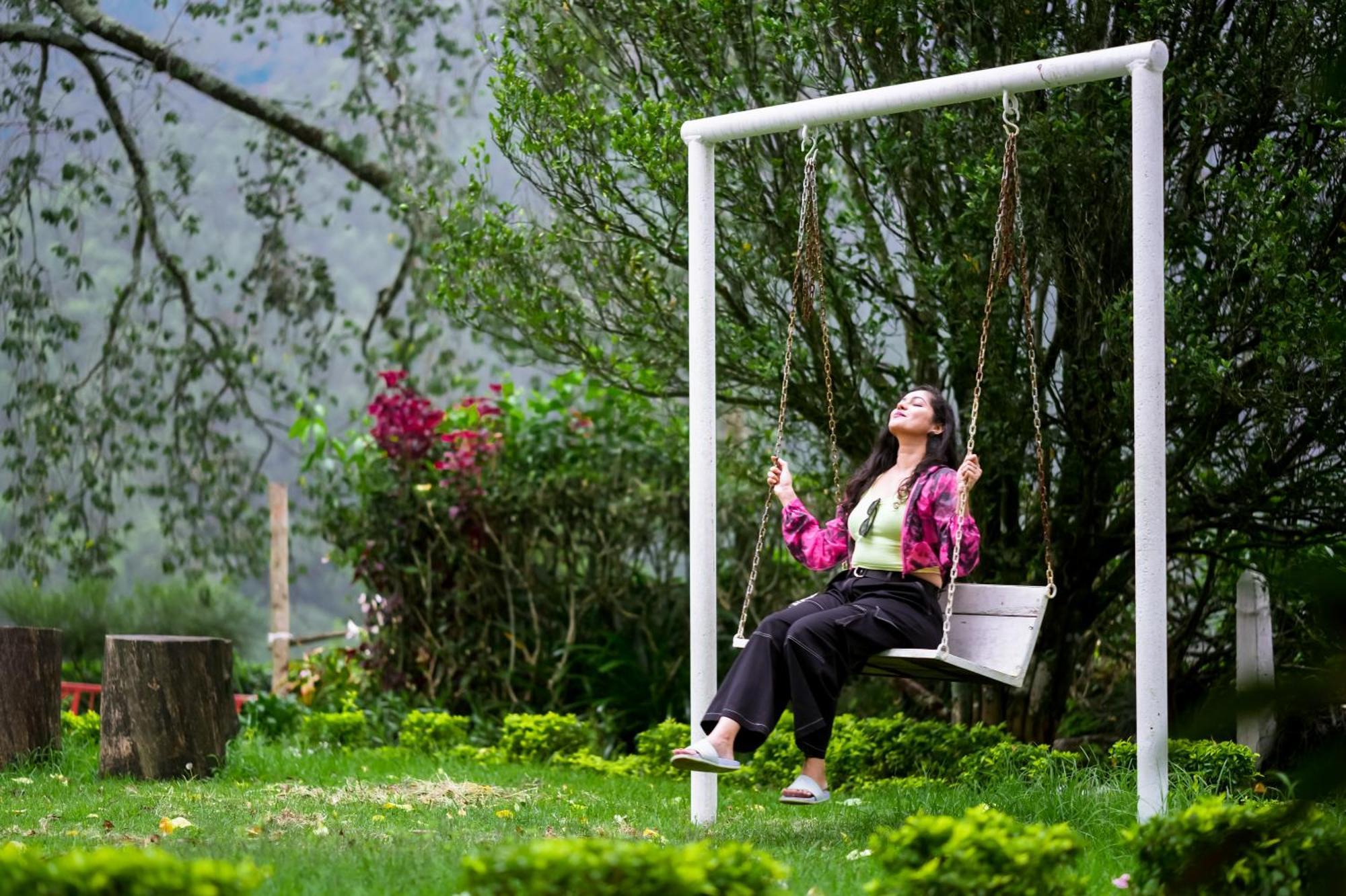 Arivikad Tea Bungalow Munnar By Voye Homes Suryanelli Esterno foto